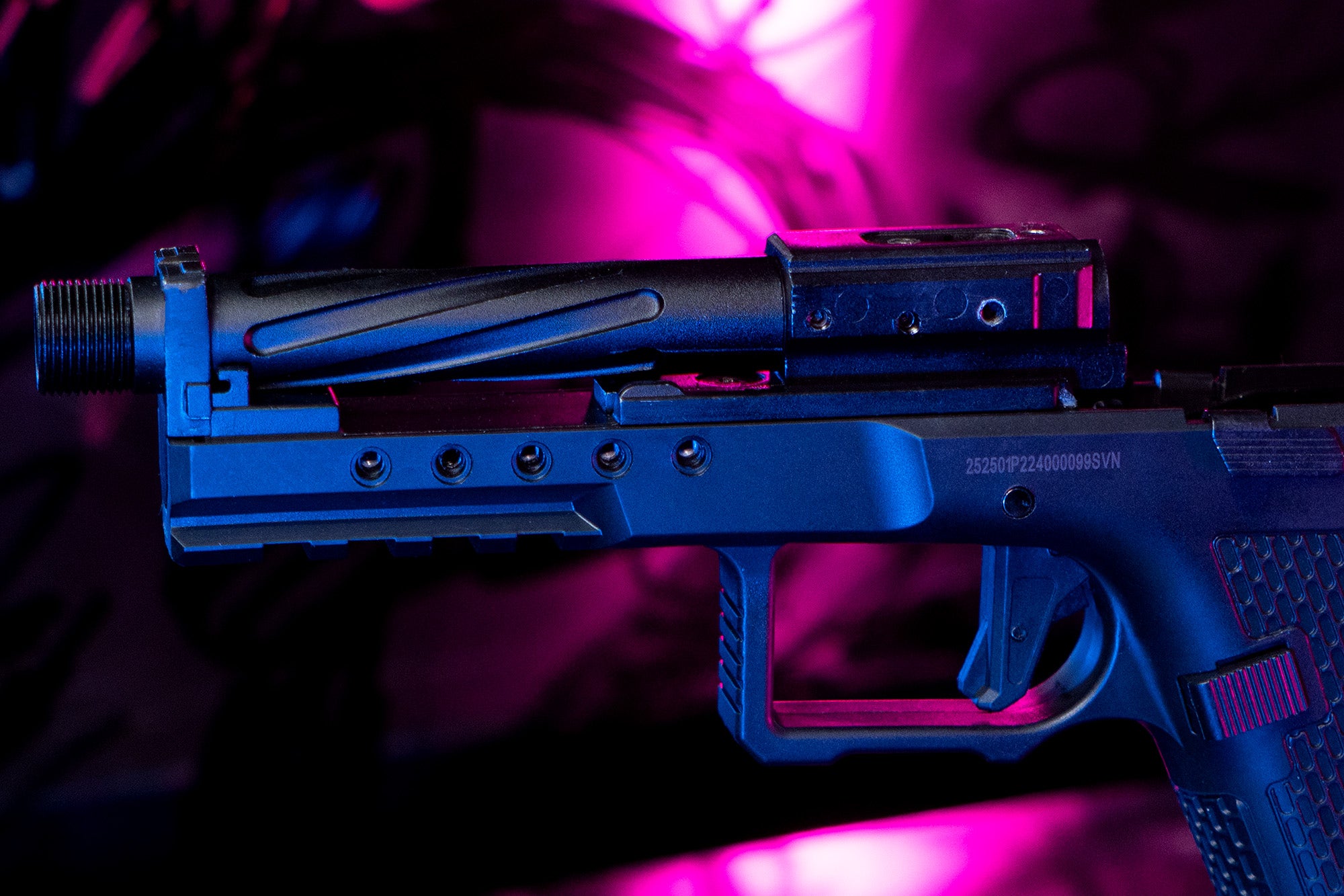 Fixed-Outer-Barrel-Feature_1-1.jpg